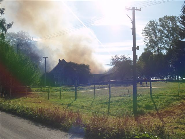 2 Požár stodoly, Horní Olešná - 10. 9. 2013 (1).JPG