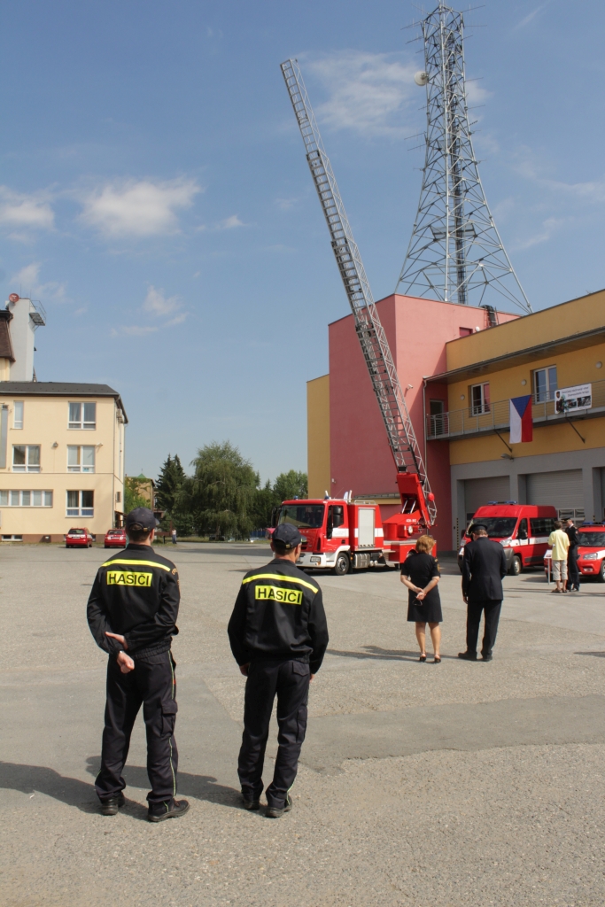 2 Předávání IOP_2.jpg