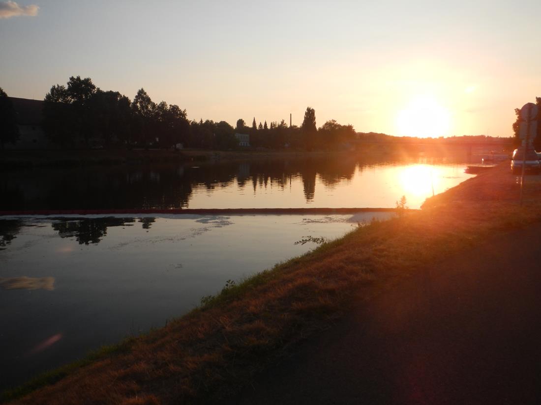 2 Únik NL (hydraulický olej) do Vltavy, 3. 8. 2015 (3).jpg