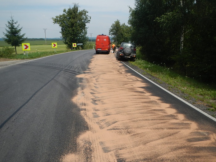 2 Únik oleje, Ledenice - 21. 7. 2014 (4).jpg