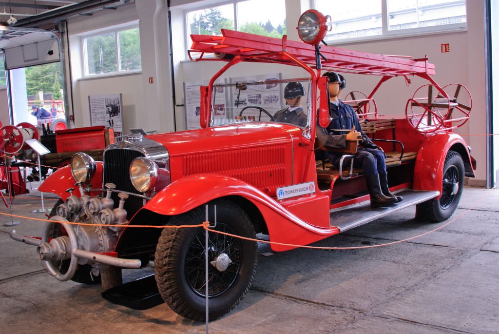 2 VMF5058-1024x685.jpg