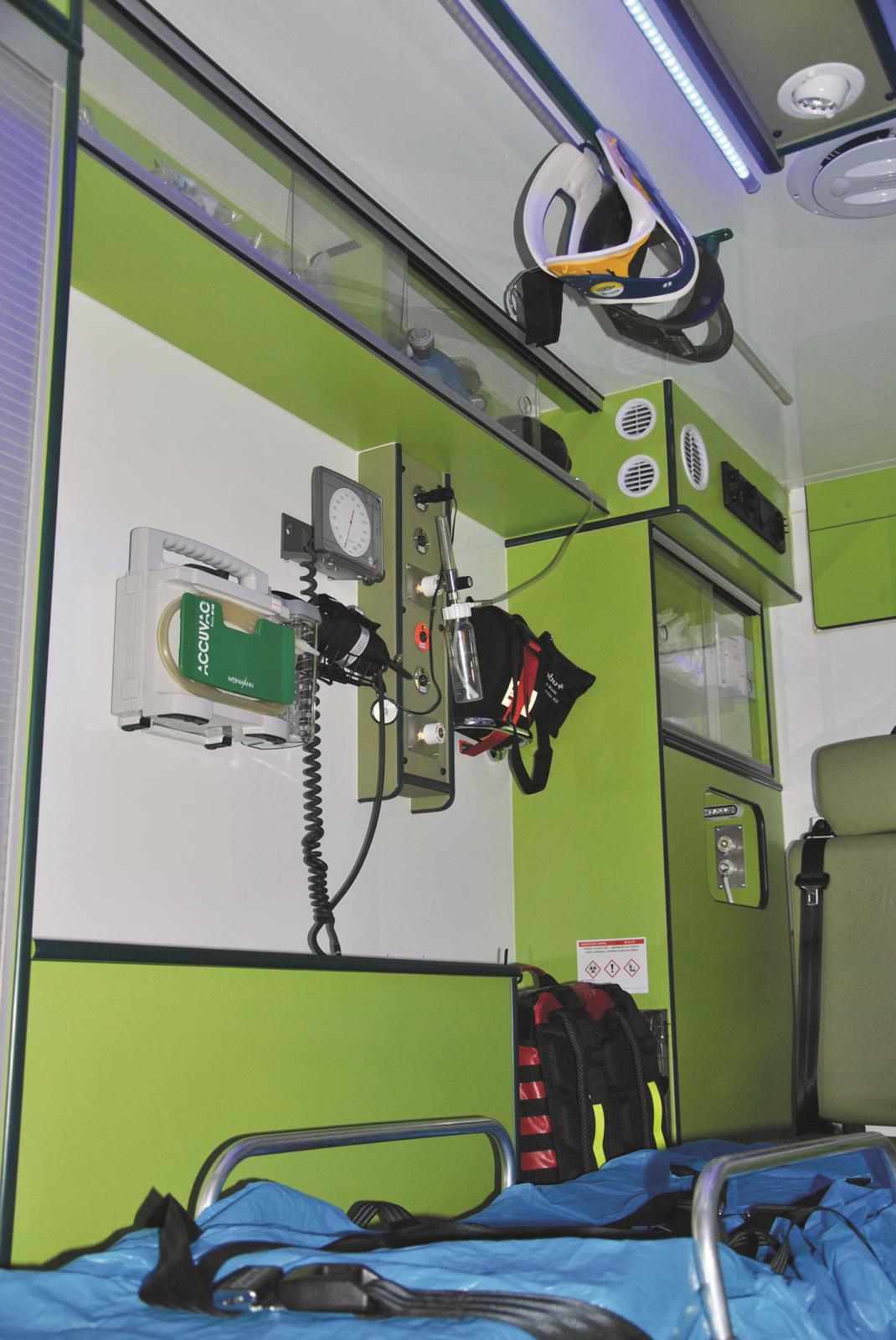 Vybavení sanitního automobilu
