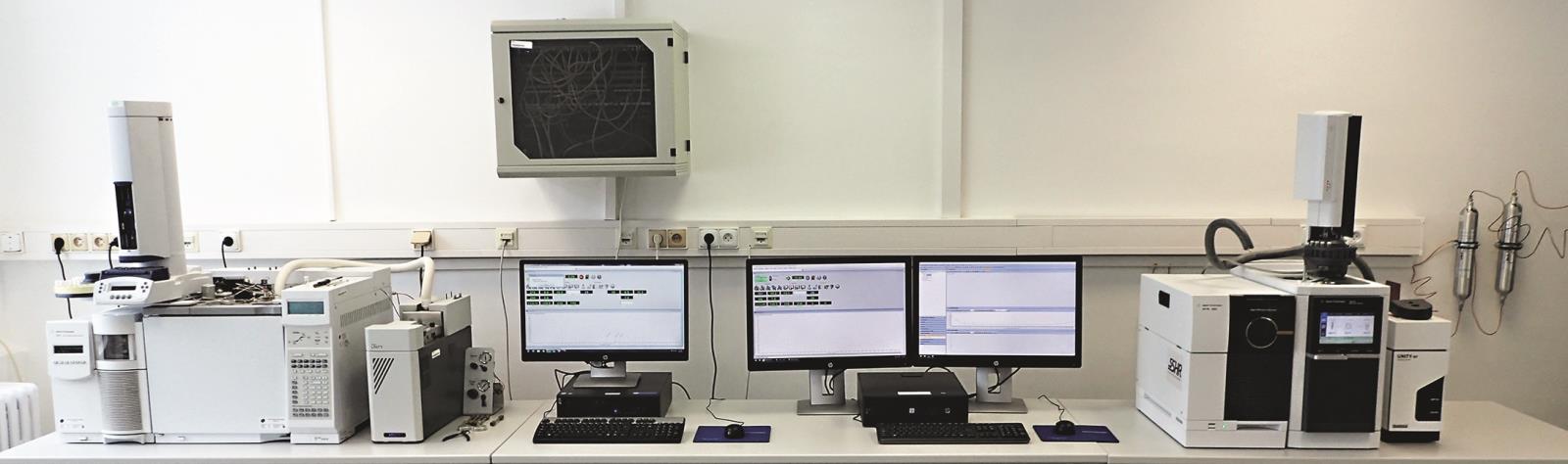 Obr. 5 GC/MS na pracovišti laboratoře HZS JmK