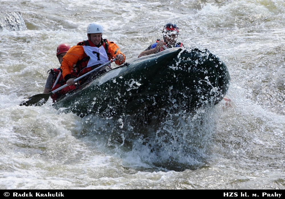 20120616C_raft_Kr04.jpg