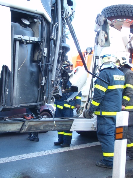 2013_12_23 DN dodavky a busu na R48 04.jpg