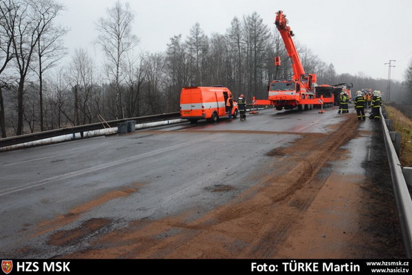 2014_01_04 DN cisterny s popilkem 05.jpg