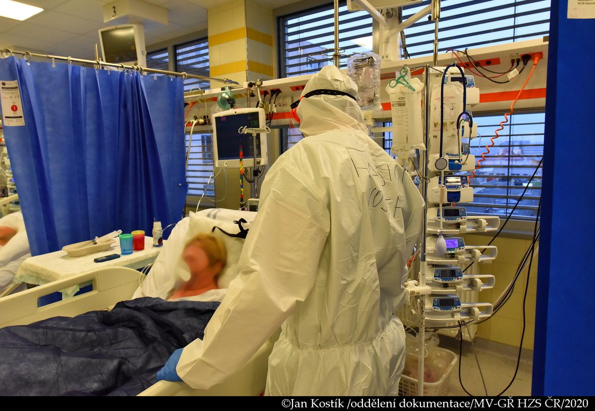 20201111A_Karlovarská nemocnice_Ks068.JPG