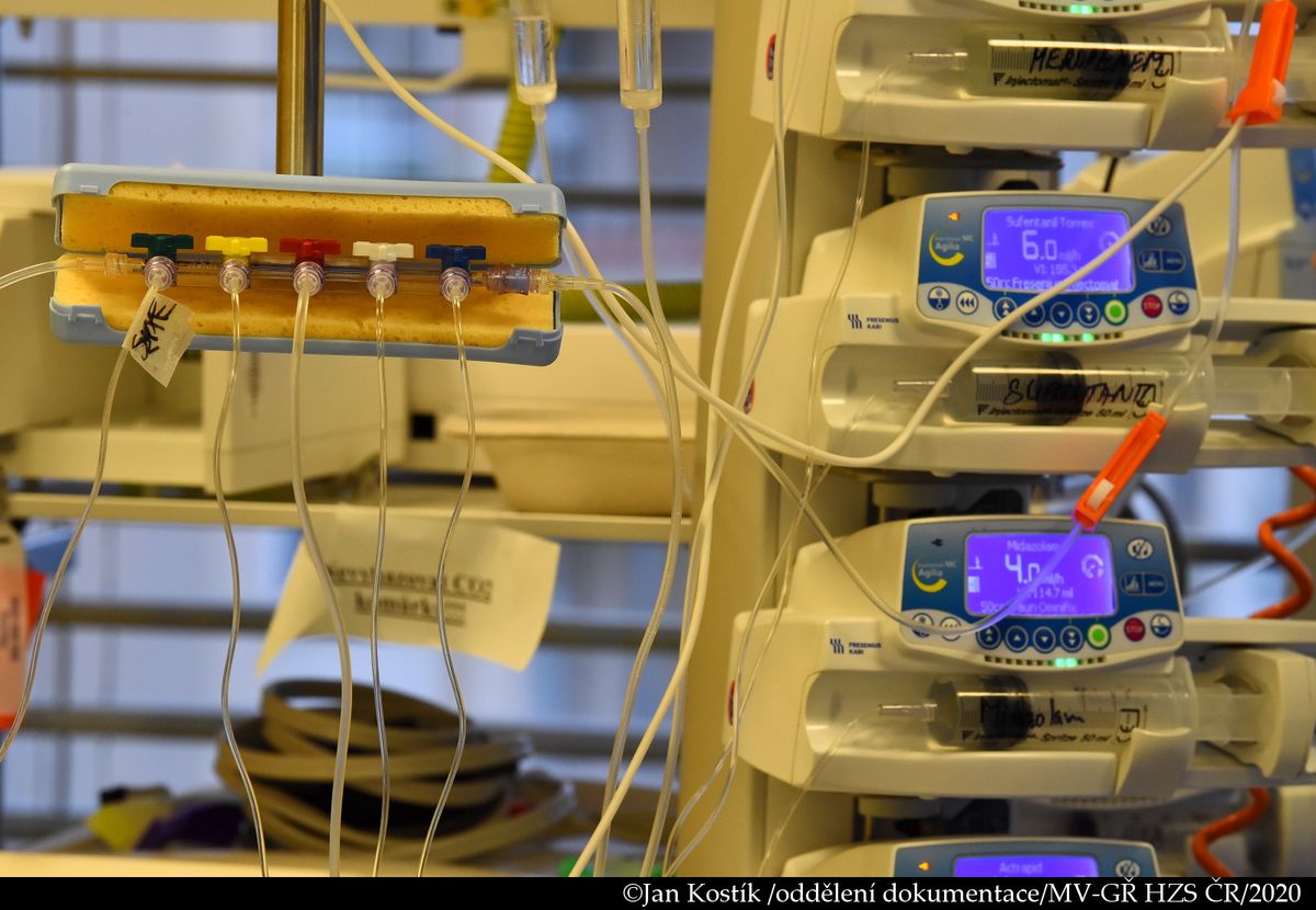 20201111A_Karlovarská nemocnice_Ks083.JPG