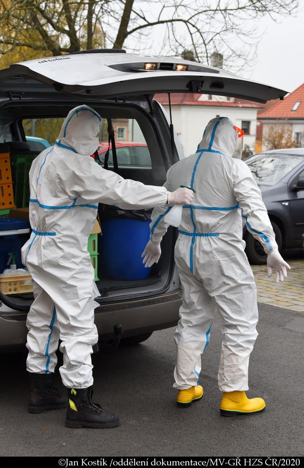 20201111A_Odběr COVID-19_Ks005.JPG