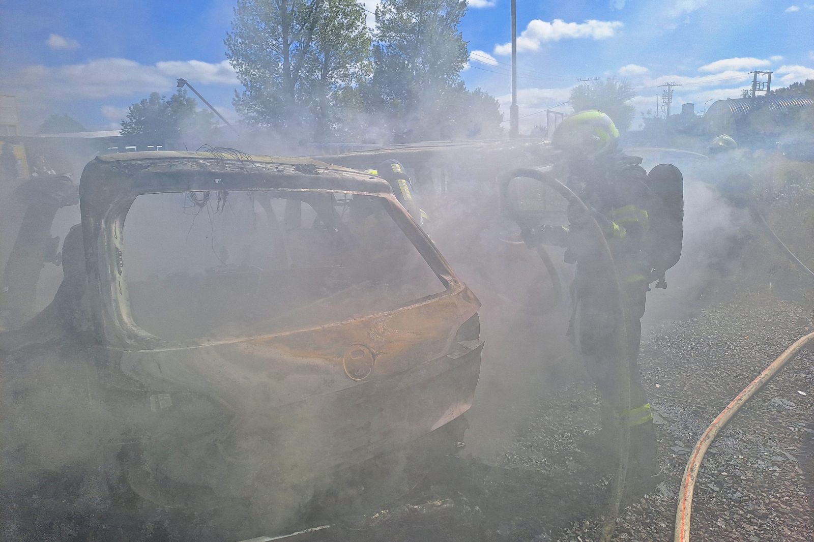 2025-09-07_P_4 vozidla_Brno-Slatina (g1).jpg