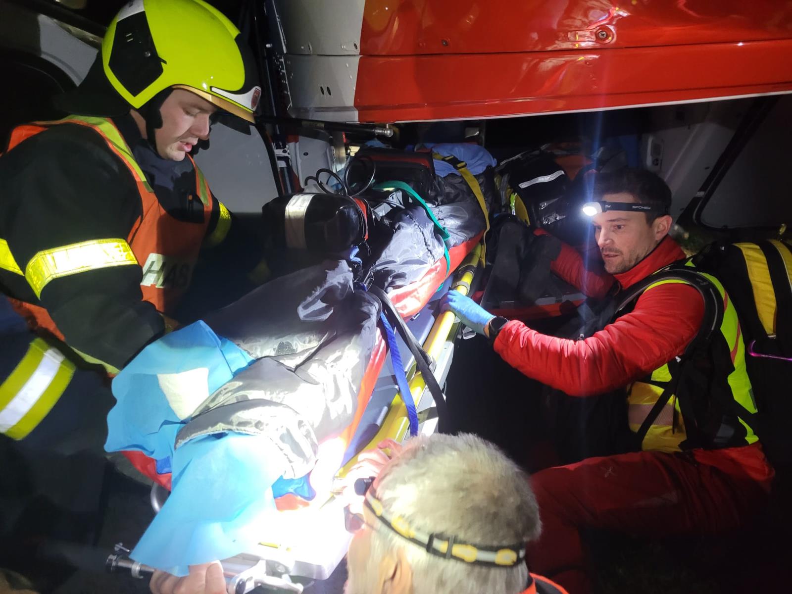 2025-11-12-Nehoda_hat (2).jpeg