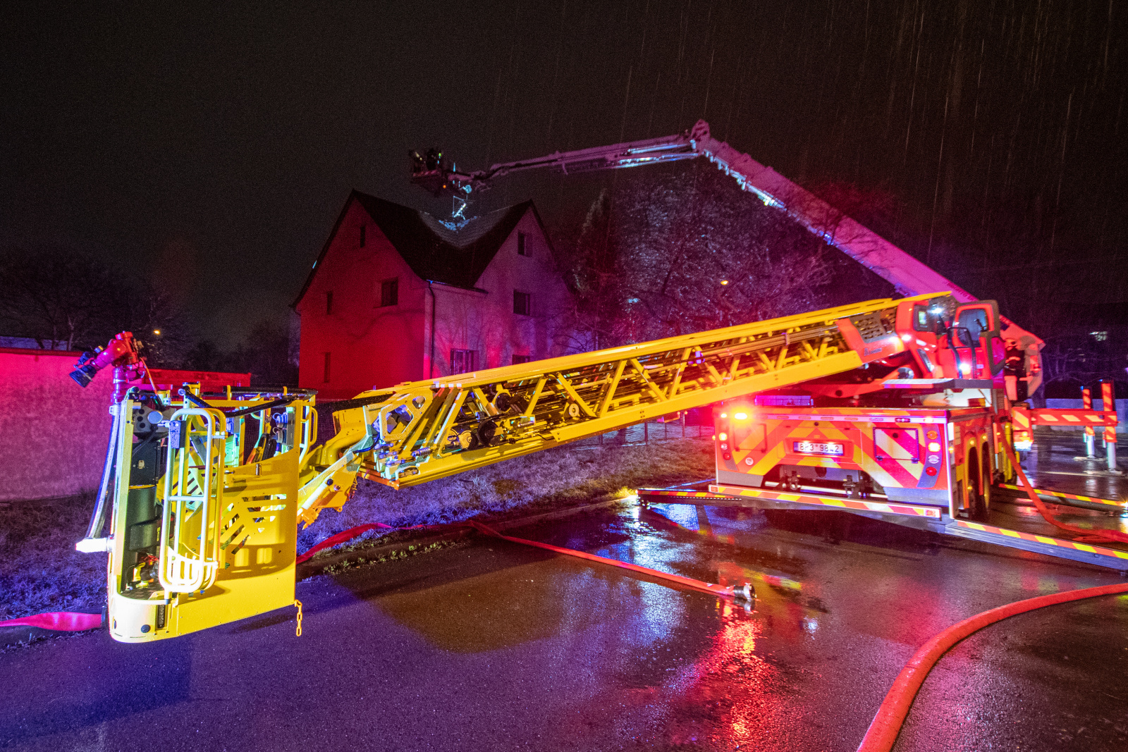 2025_03_24-Pozar_RD_Vitkovice (4).jpg