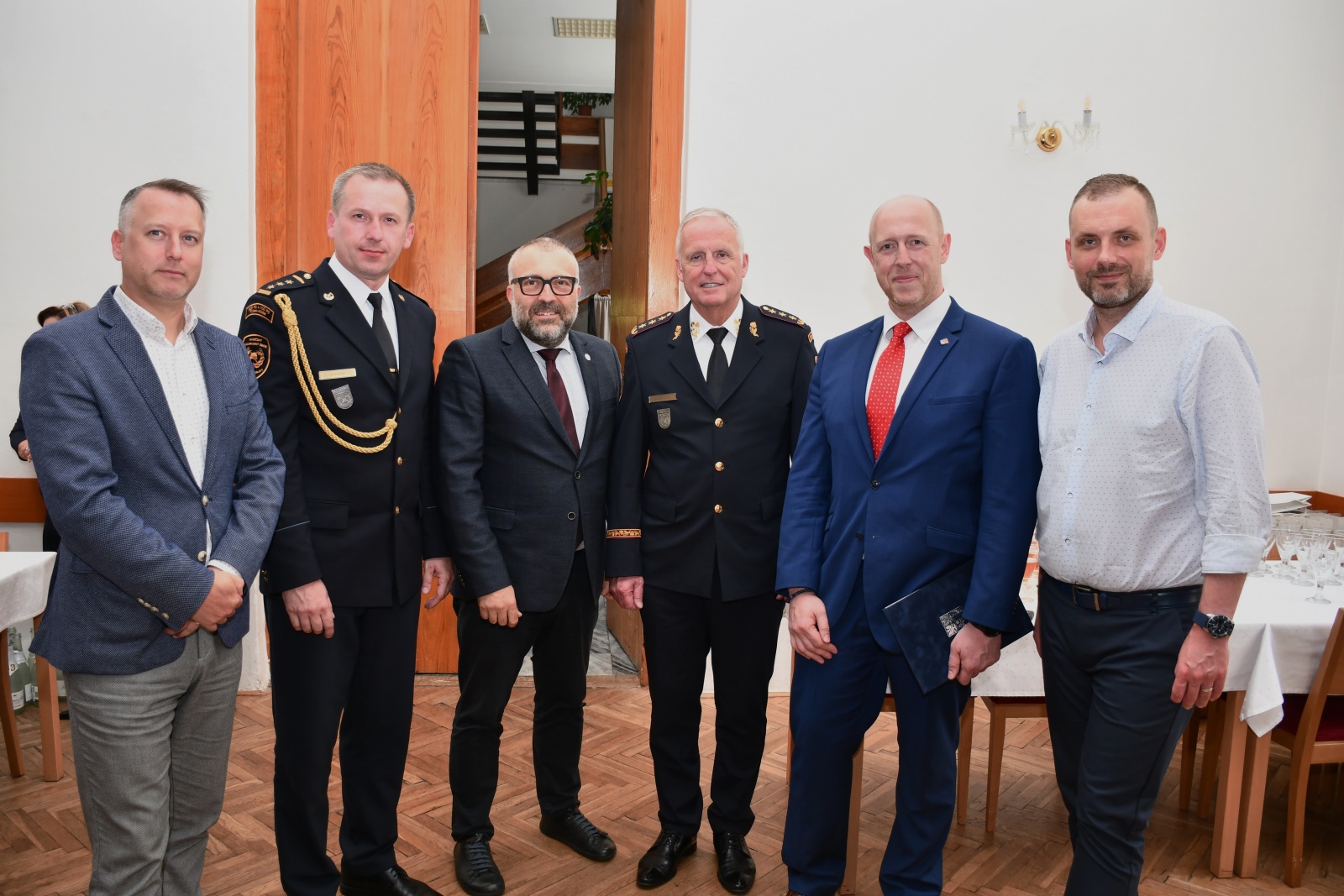 2025_06_18-vyrazeni_VOSPO_a_medaile (14).JPG