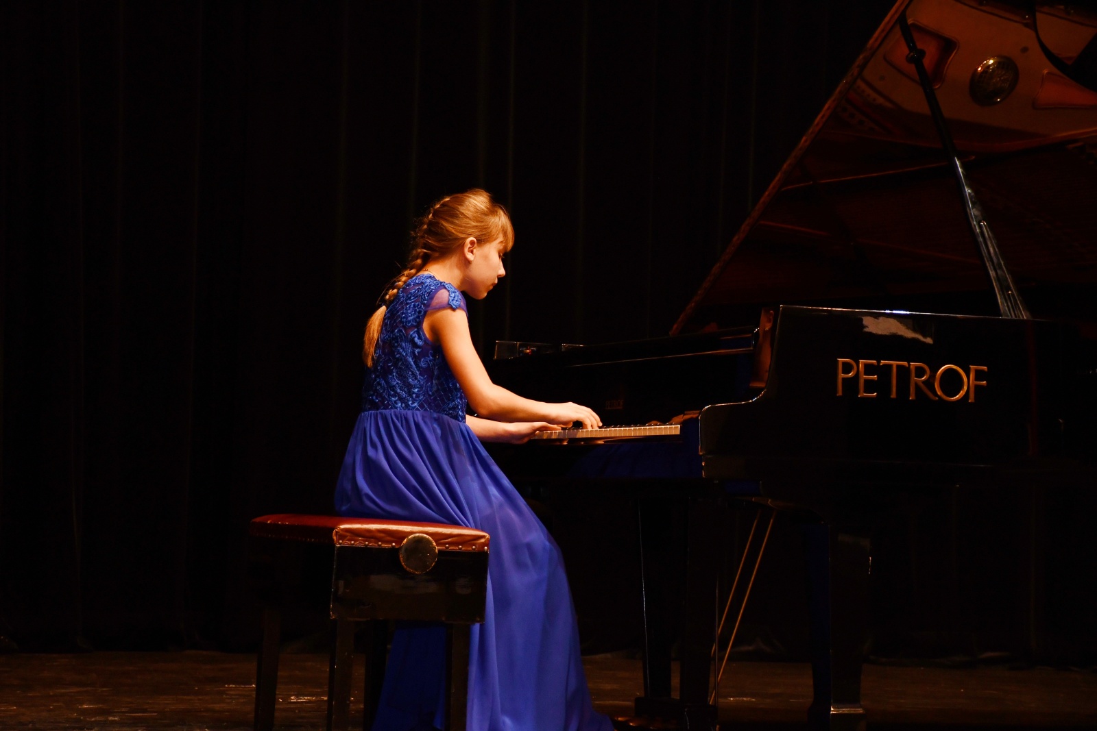 2025_06_18-vyrazeni_VOSPO_a_medaile (2).JPG