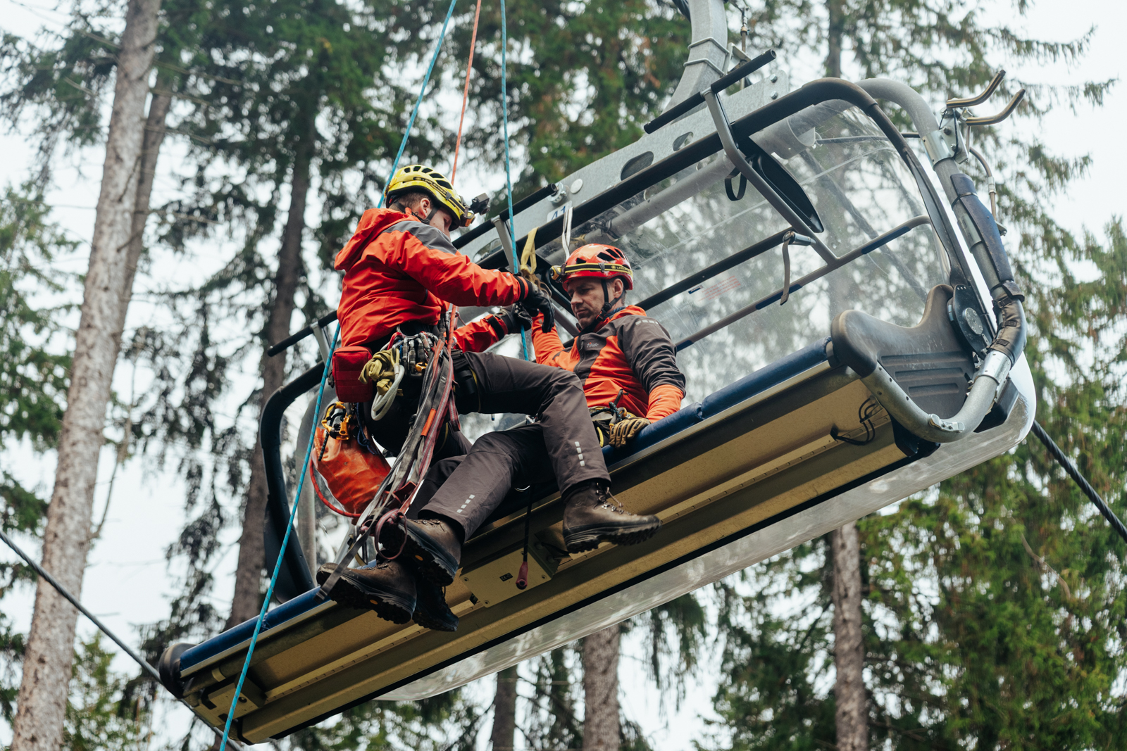 2025_11_16-lezci_lanovka (19).jpg