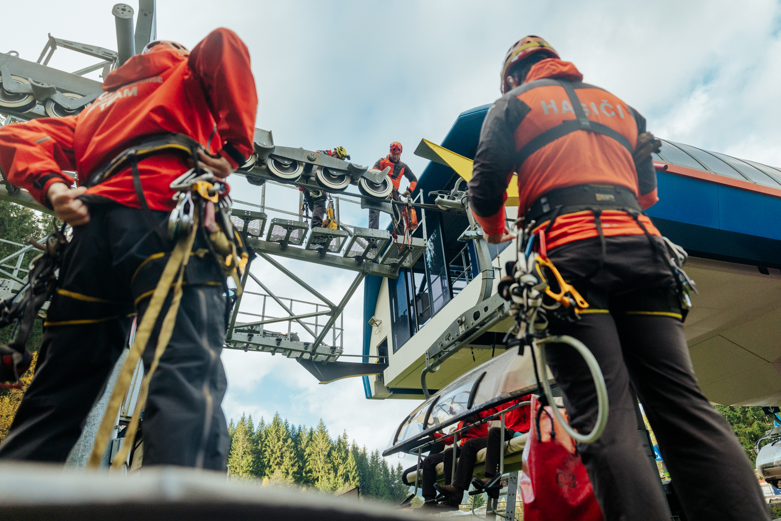 2025_11_16-lezci_lanovka (4).jpg