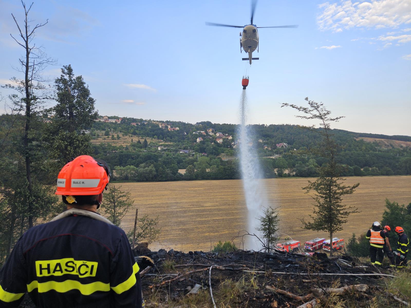 2026-07-31 požár lesního porostu, Tetčice/8.jpg