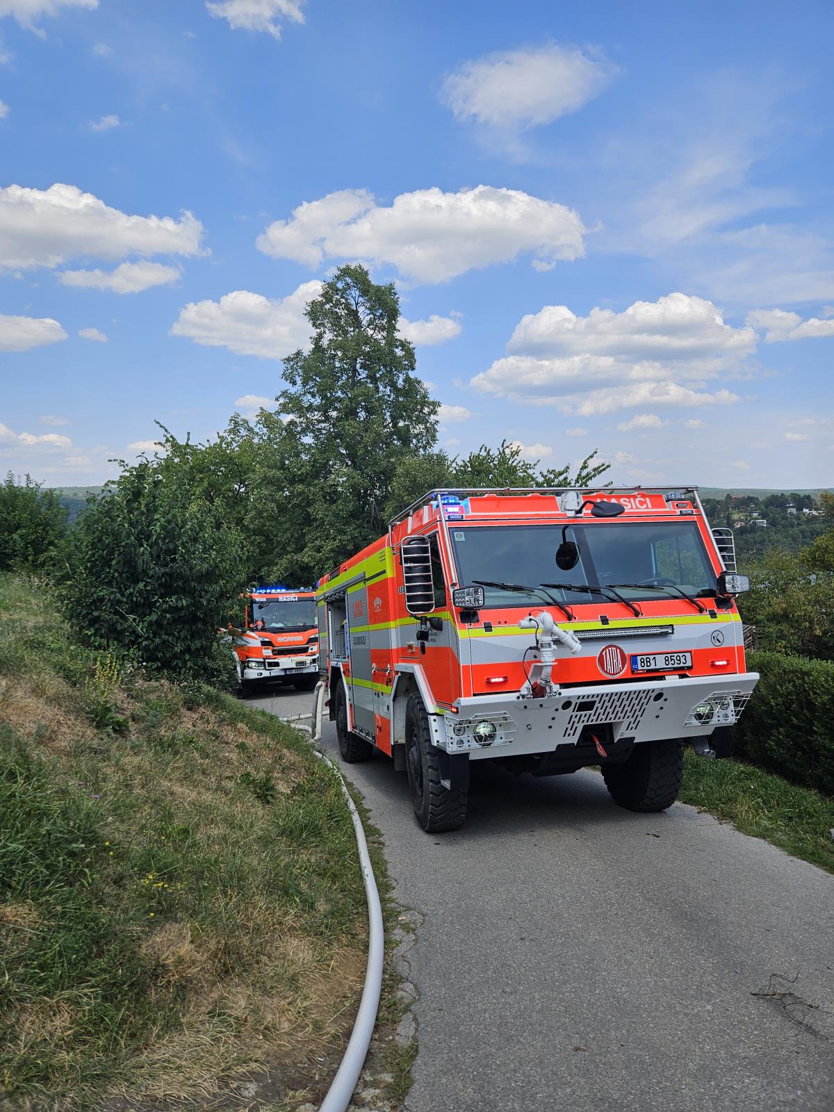 2026-08-01 Požár chaty, Brno, Rakovecká/1.jpg