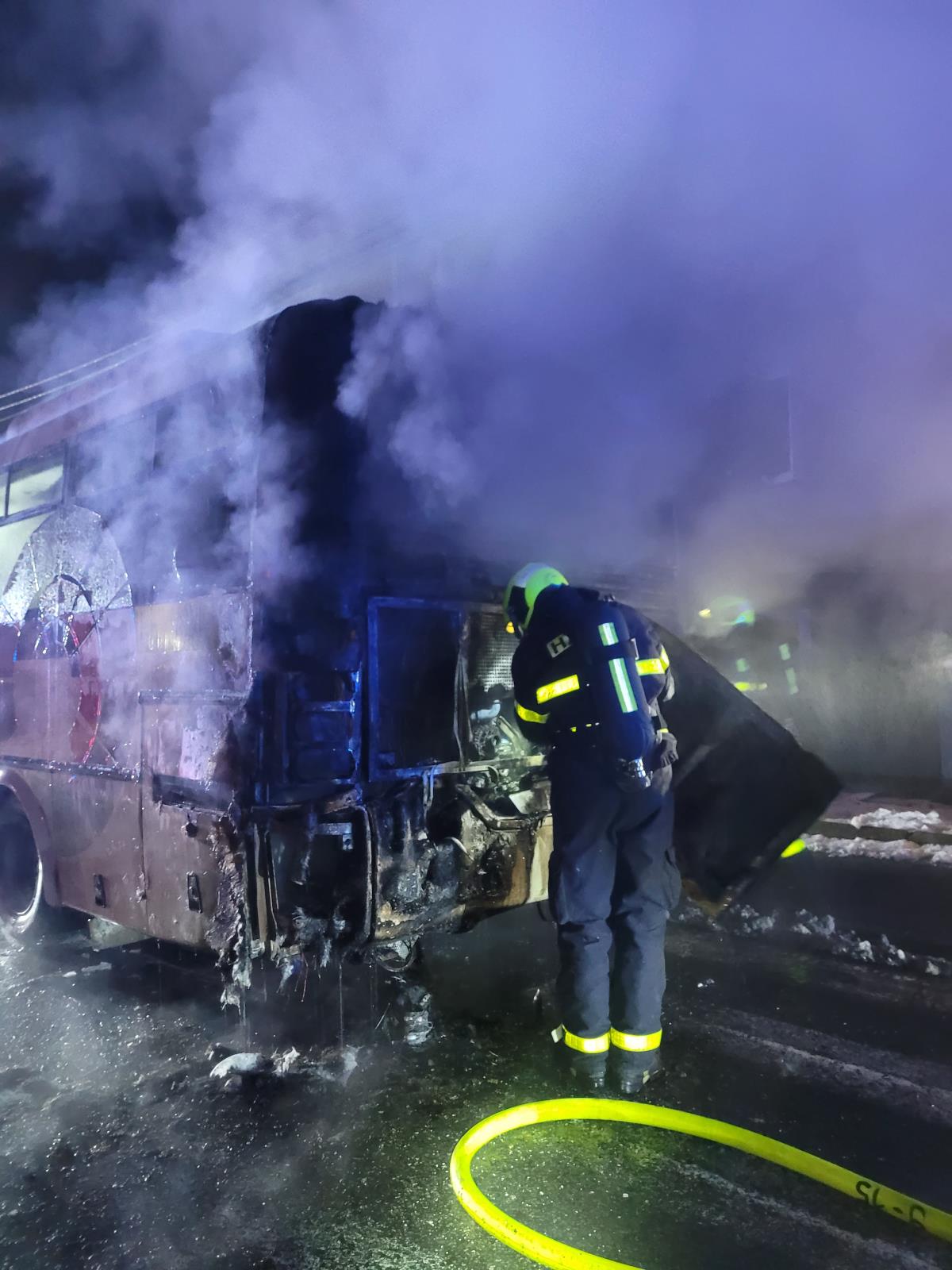 2026_02_18-Pozar_bus_Vetrkovice (3).jpg