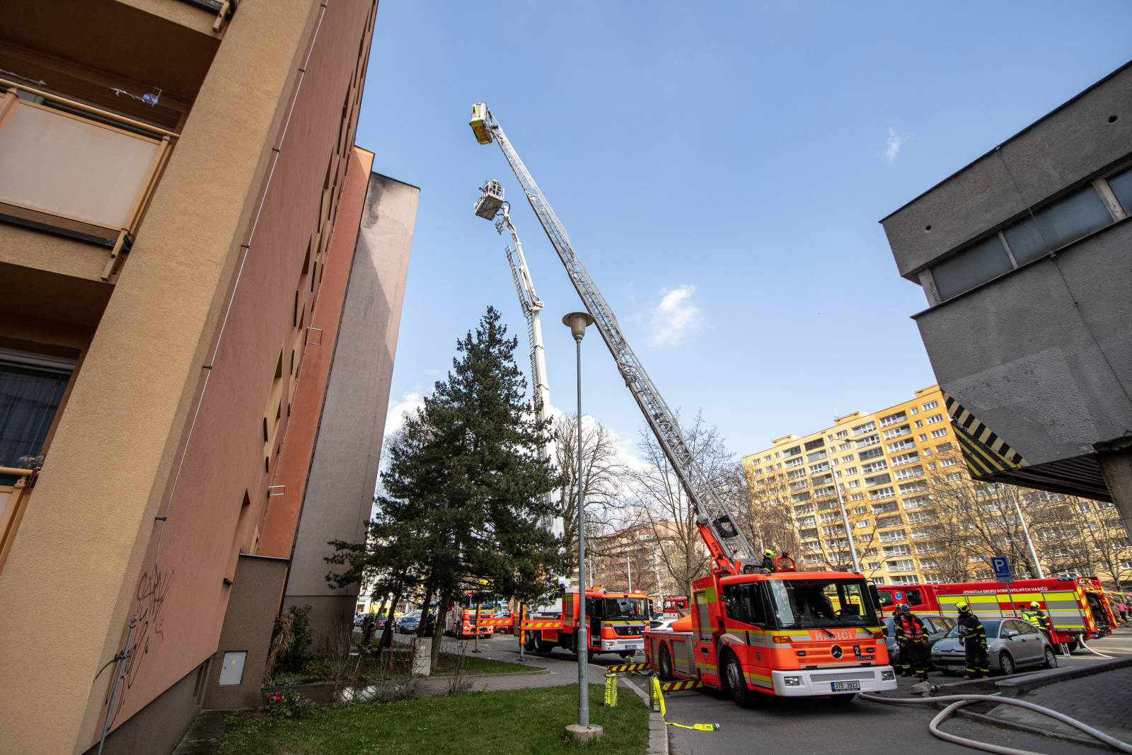 2026_03_19-Pozar_domu_Ostrava (9).jpg