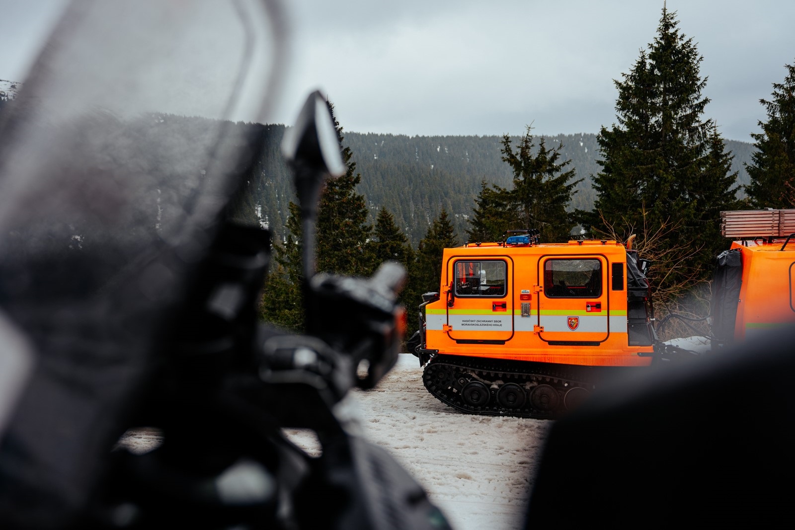 2026_03_24-Cviceni_pad_laviny_Jeseniky (1).jpg