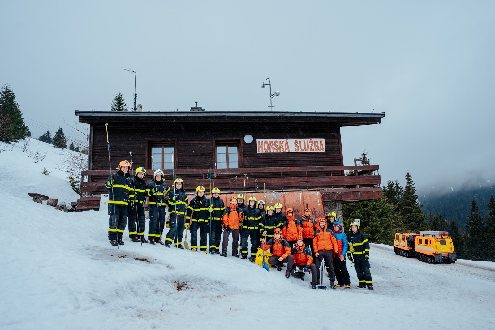 2026_03_24-Cviceni_pad_laviny_Jeseniky (16).jpg