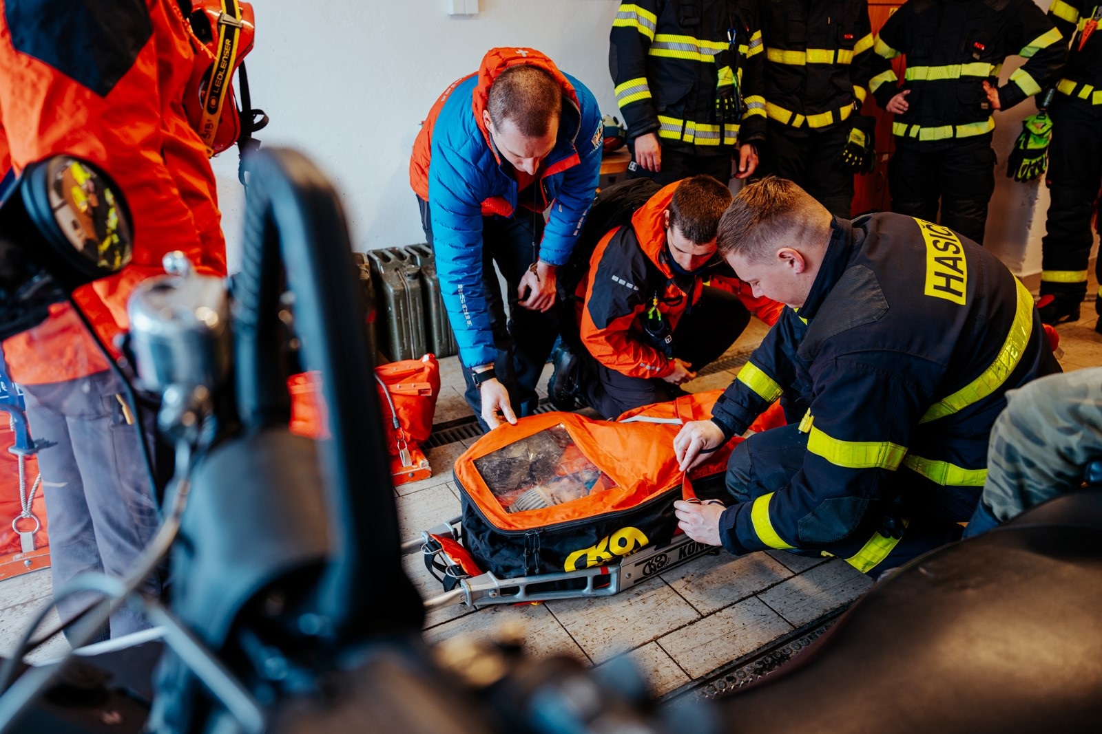 2026_03_24-Cviceni_pad_laviny_Jeseniky (2).jpg