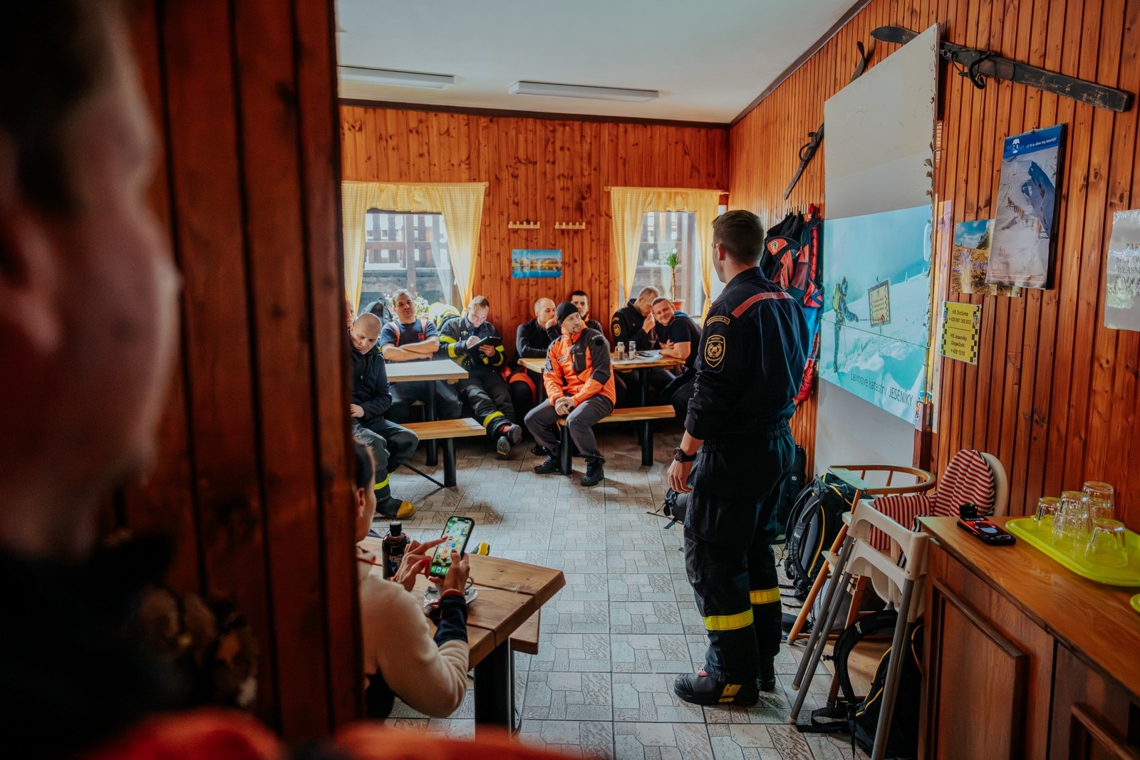 2026_03_24-Cviceni_pad_laviny_Jeseniky (30).jpg