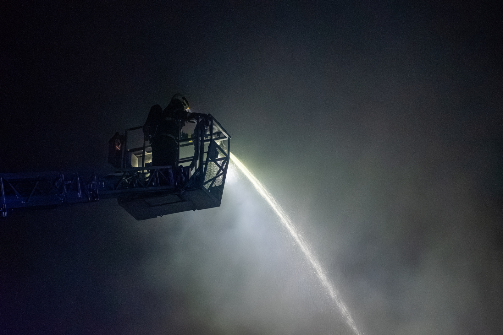 2026_04_17-Pozar_haly_Horni_Sucha (6).jpg