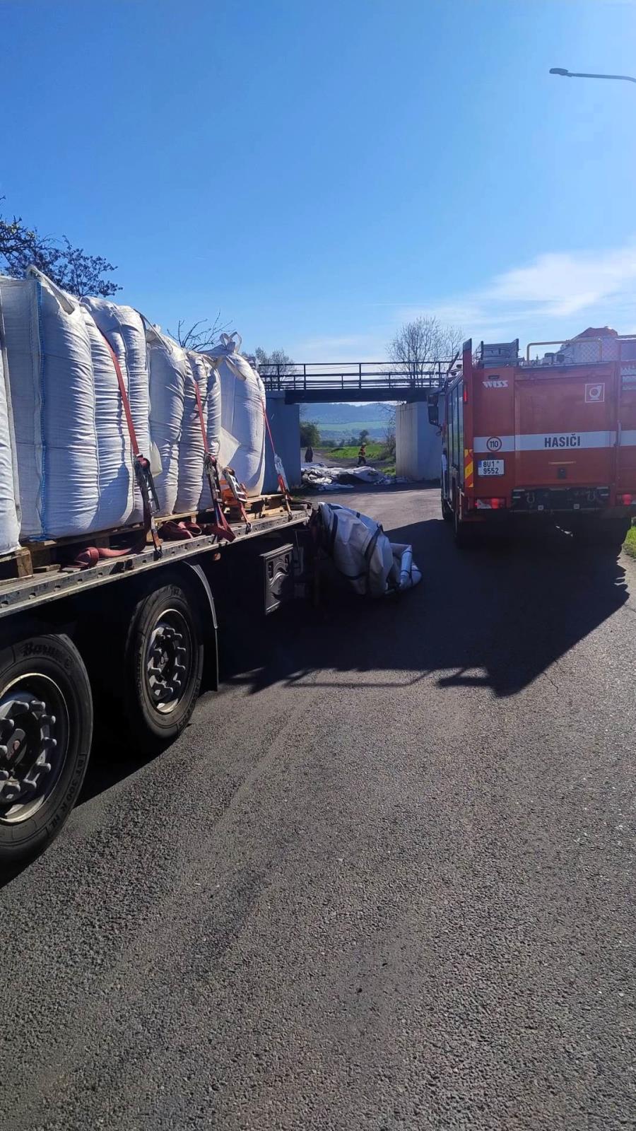 2026_04_22_DN_kamion_most_ZA