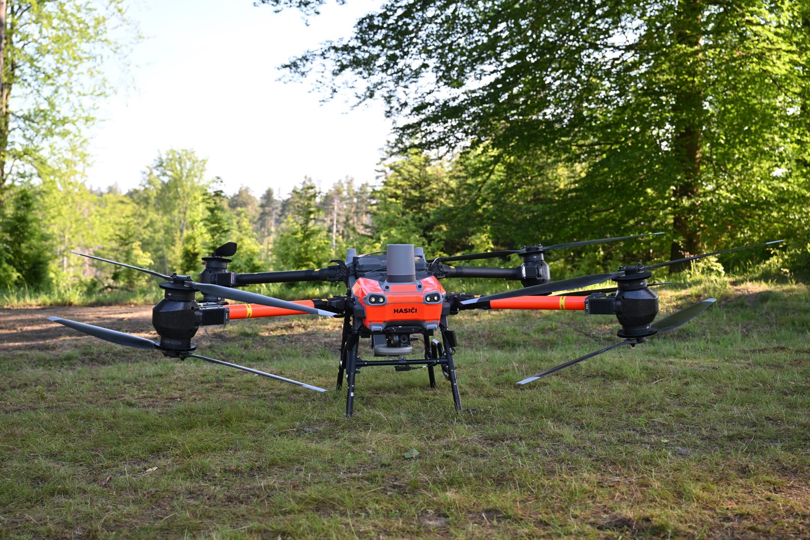 2026_05_22_Cargo_dron_České_Švýcarsko_Ks011.JPG
