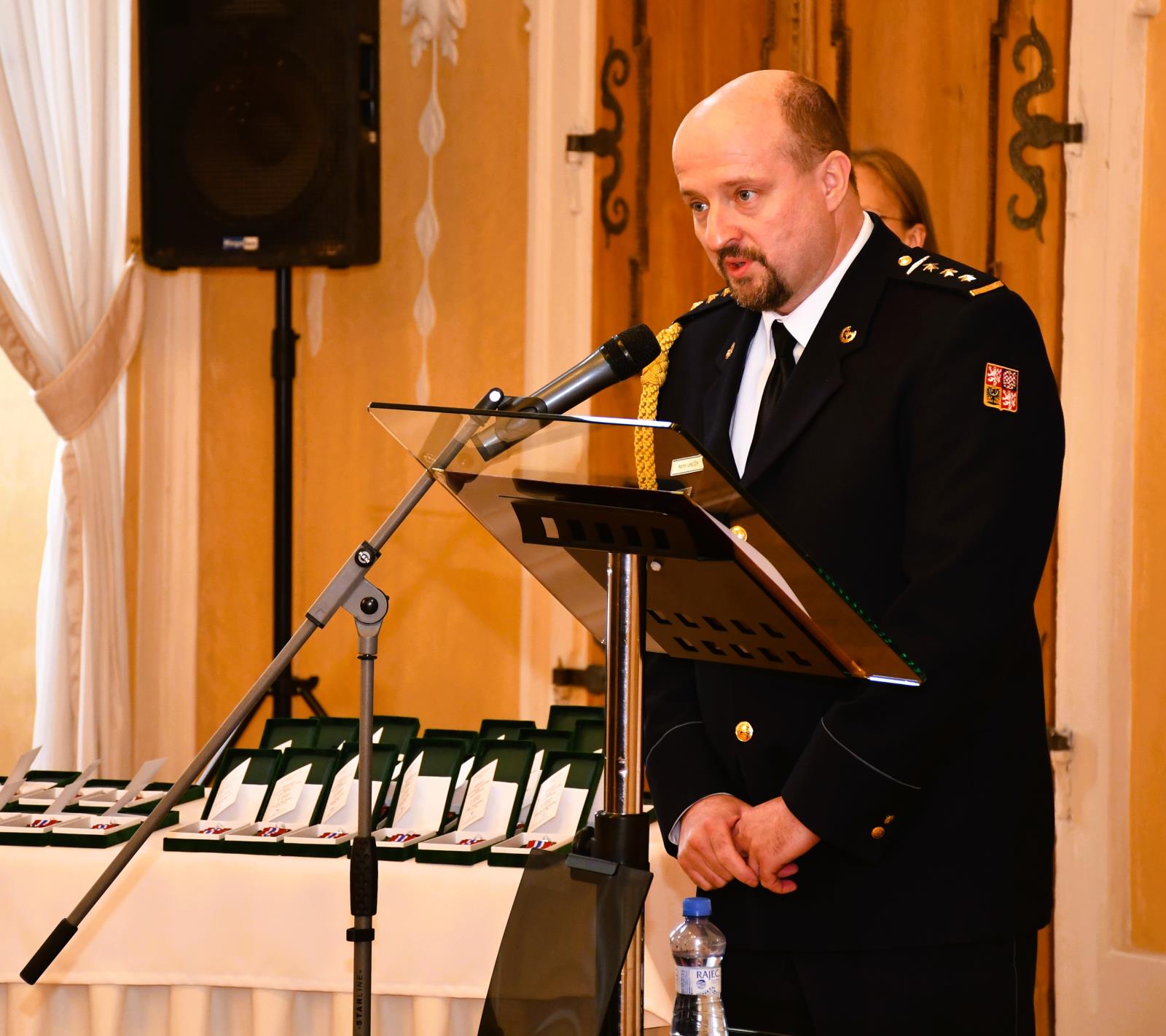 25_05_28_medaile_vernost_UK