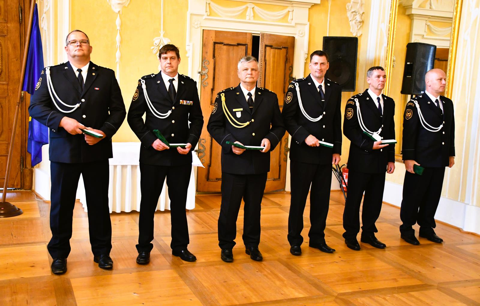 25_05_28_medaile_vernost_UK