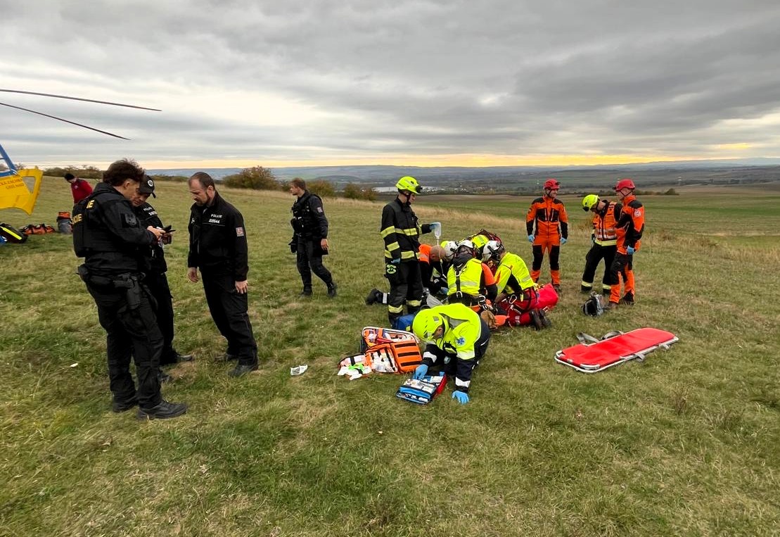 25_10_15_paraglidista_LN