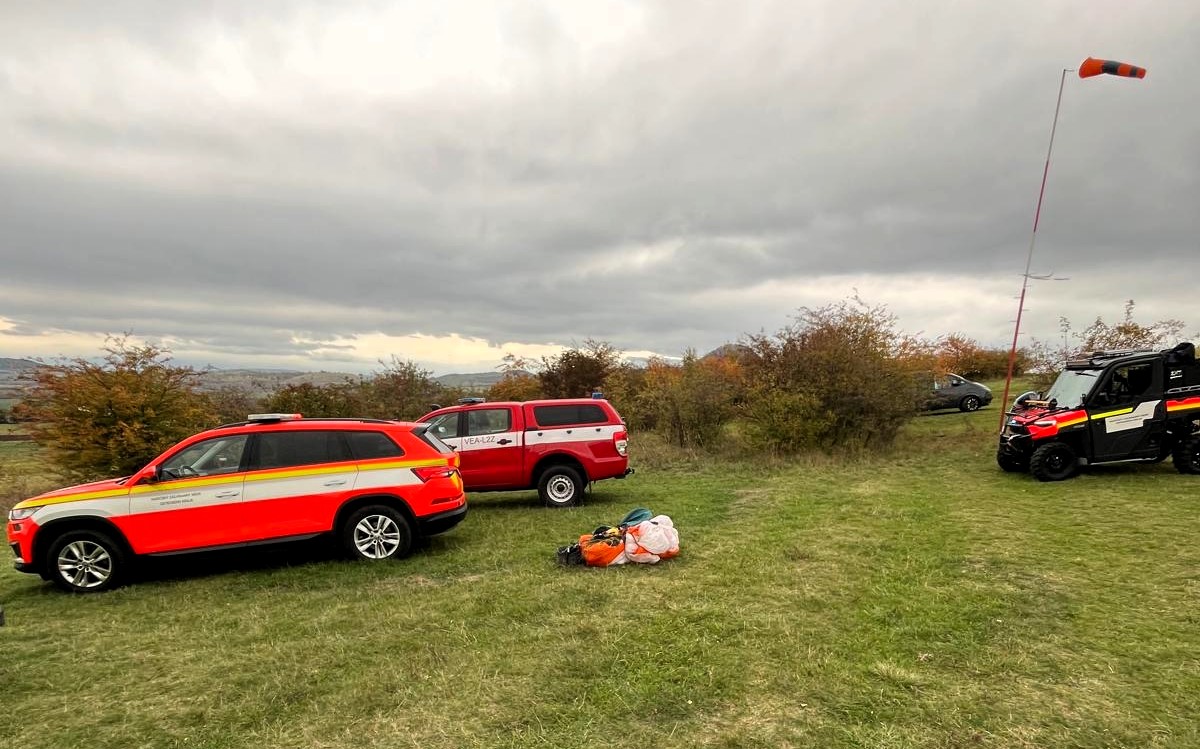 25_10_15_paraglidista_LN