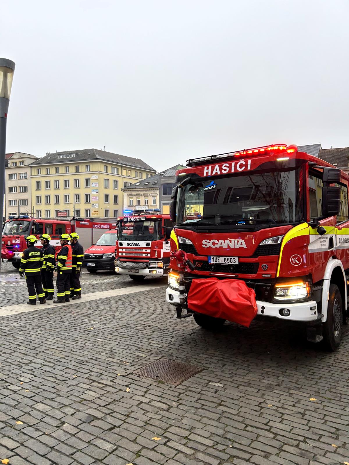 25_11_12_elektromobil_cviceni_UL