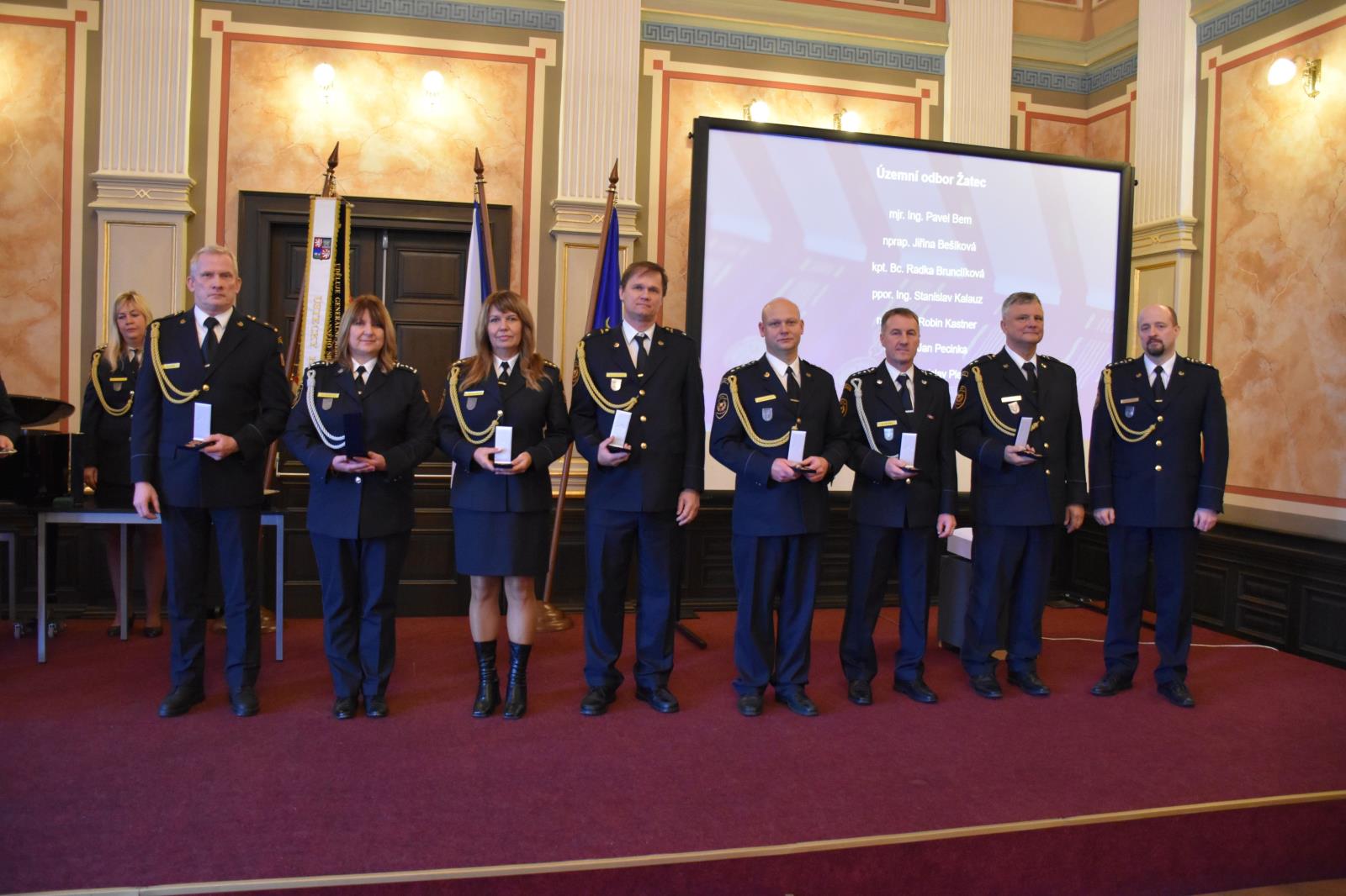 25_11_26_medaile_25_let_HZSCR_ULK