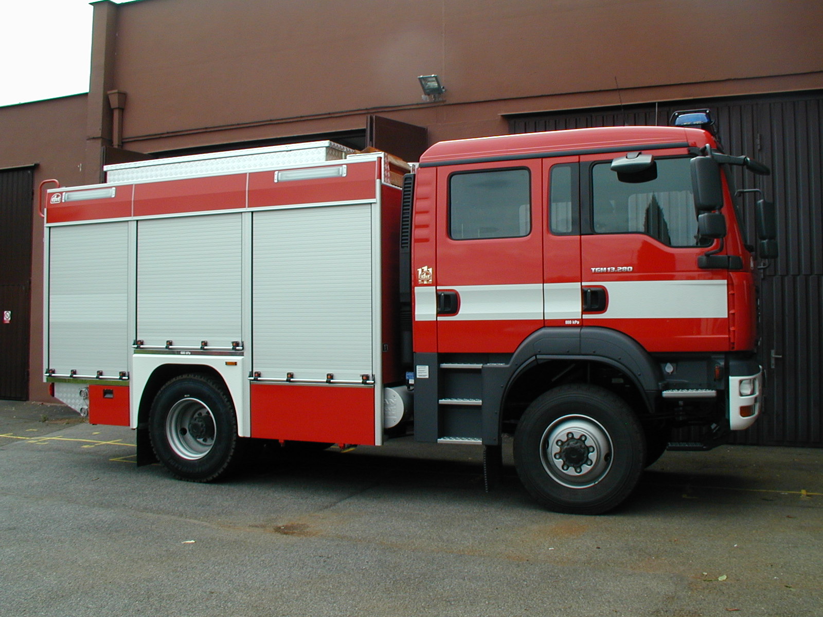26 13-16-1.JPG