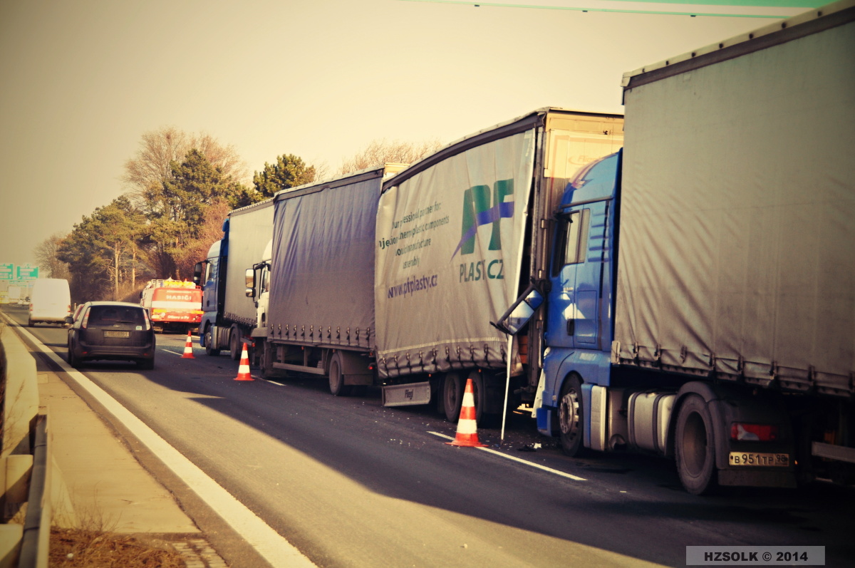 26 6-2-2014 Nehody na R46 Prostějov směr Olomouc (8).JPG