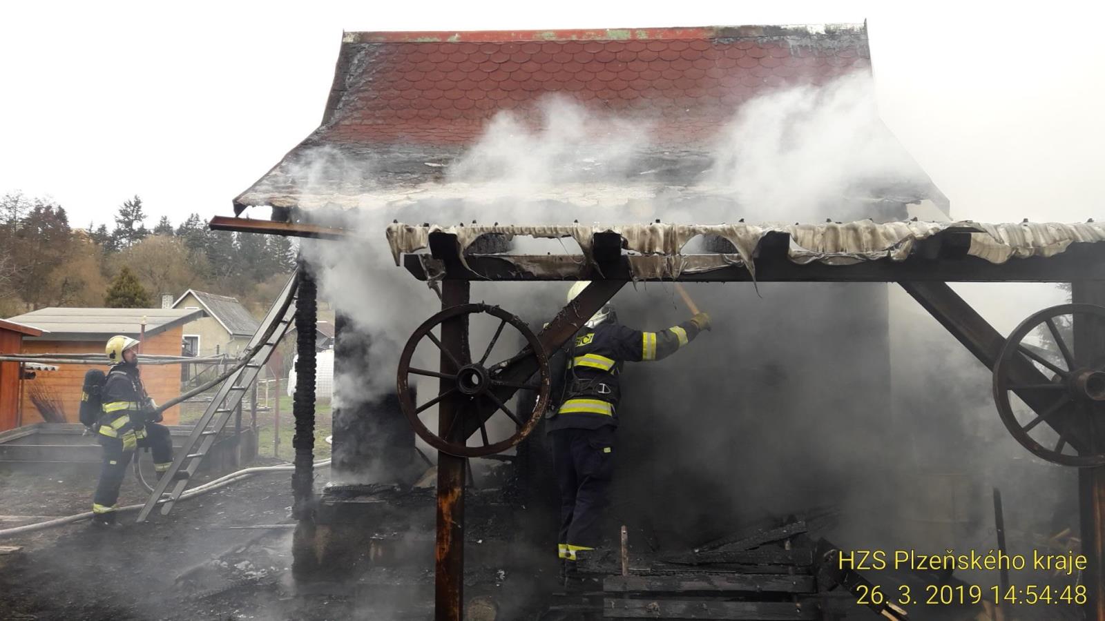 26_3_2019 Tachov požár chatky Na minerálce (6).jpg