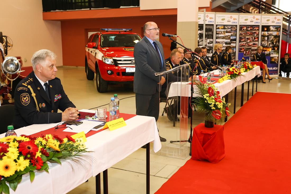 27 150 let hasičů v ČB - slavnostní aktiv - 12. 5. 2016 (55).JPG
