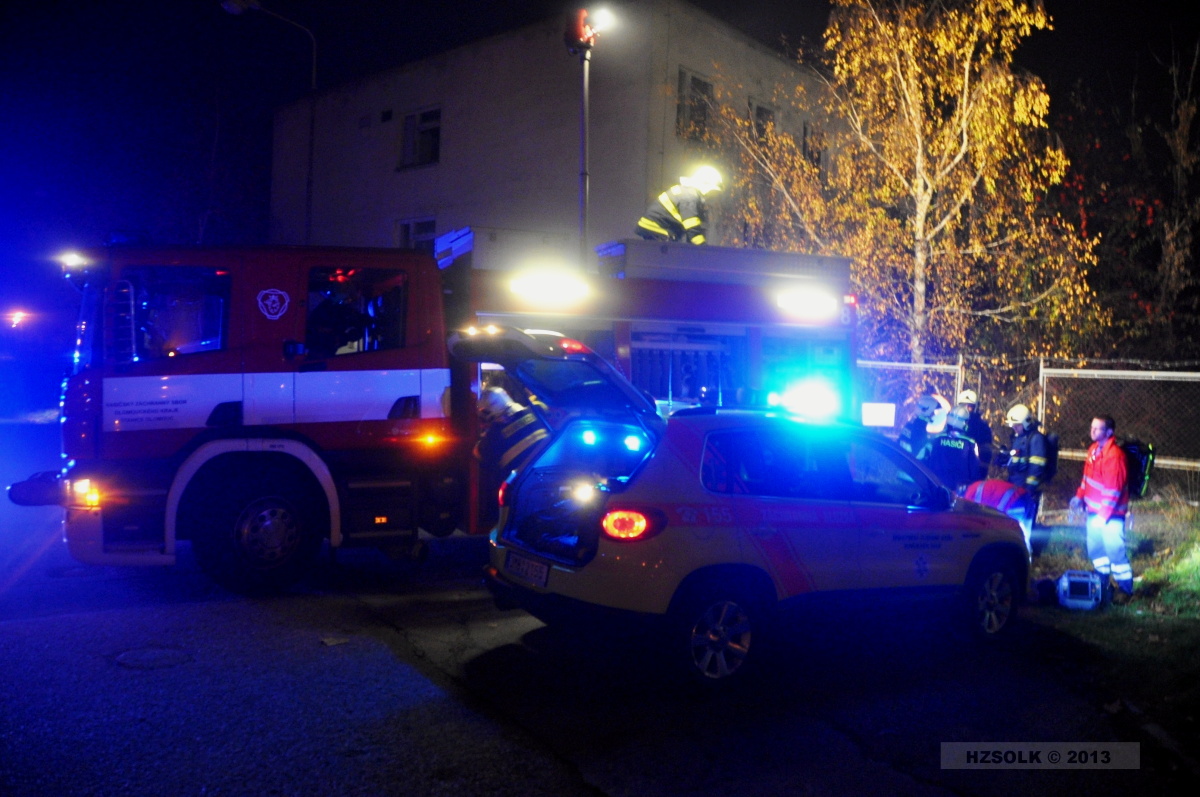 28 15-11-2013 požár olomouc ulice profesora fuky (9).JPG