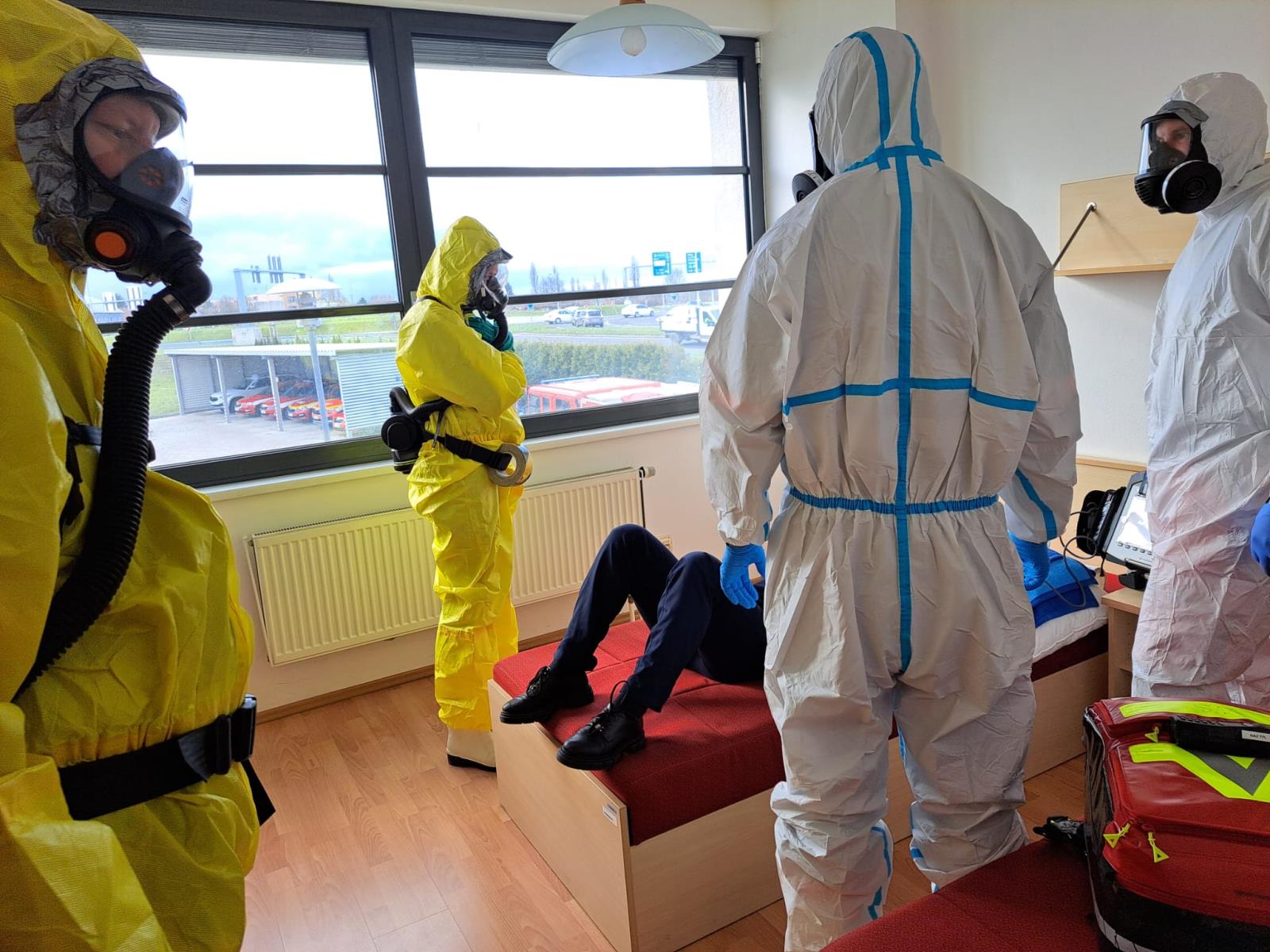 28_3_2023 Výcvik s biohazard týmem na stanici Košutka (30).jpeg
