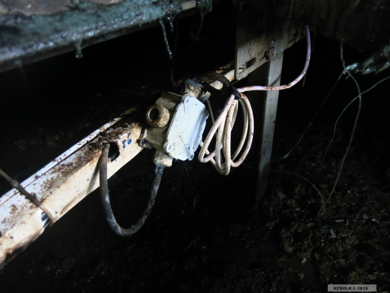 3 17-6-2015 Požár porodna prasat vícov (3).JPG