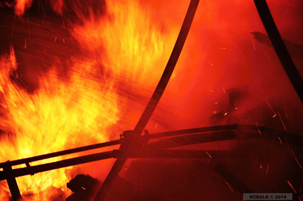 3 18-4-2014P_NB_ hala Olomouc Chválkovice (11).JPG