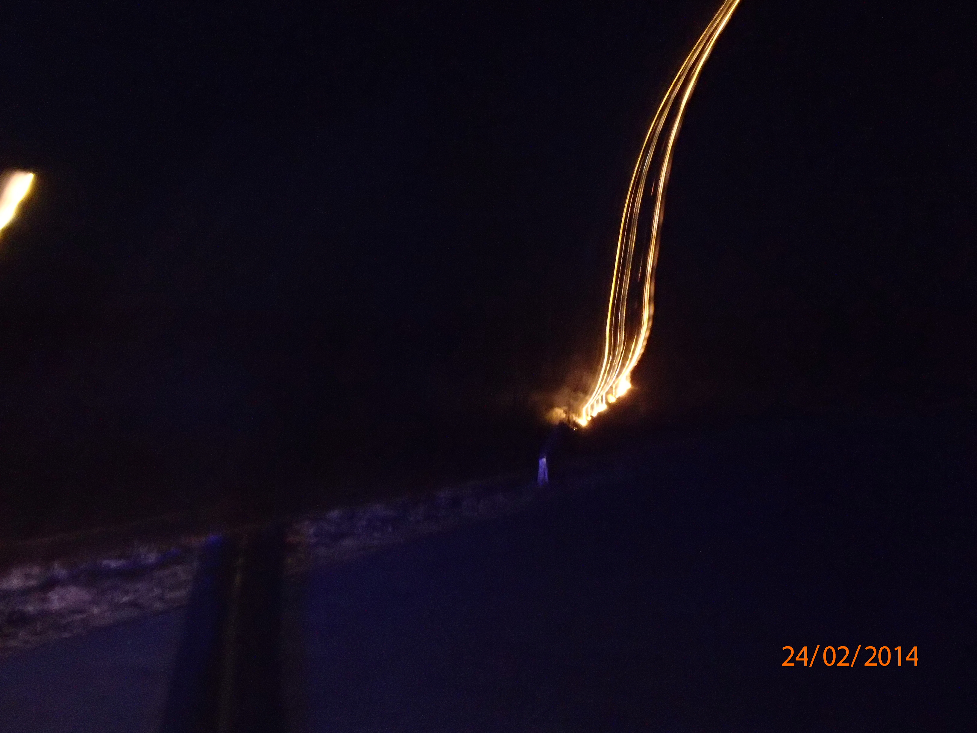 3 24-2-2014 Požár trávy od elektrického kabelu (3).JPG