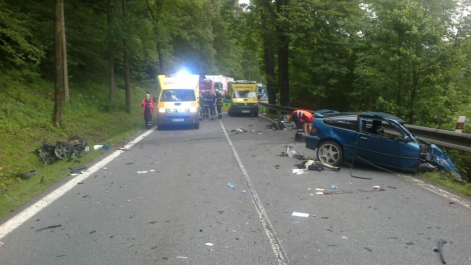 3 Dopravní nehoda 2OA, Skalka - 26. 6. 2013 (1).jpg