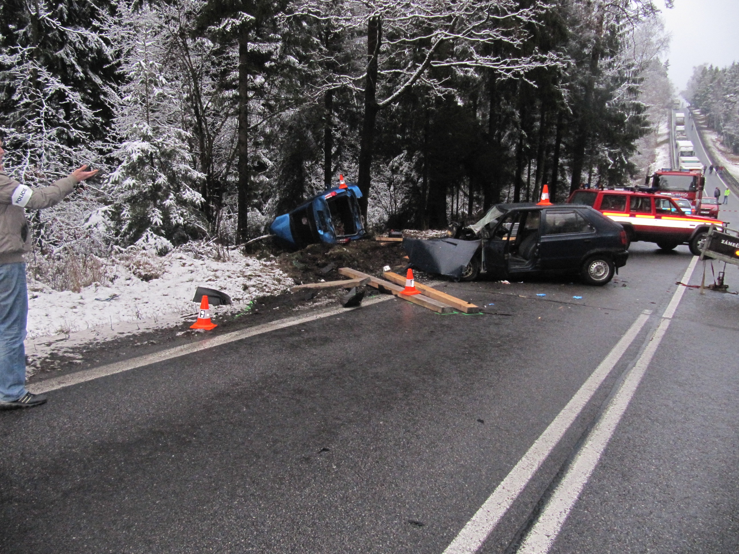 3 Dopravní nehoda 3 OA, Nažidla - 22. 1. 2014 (9).JPG