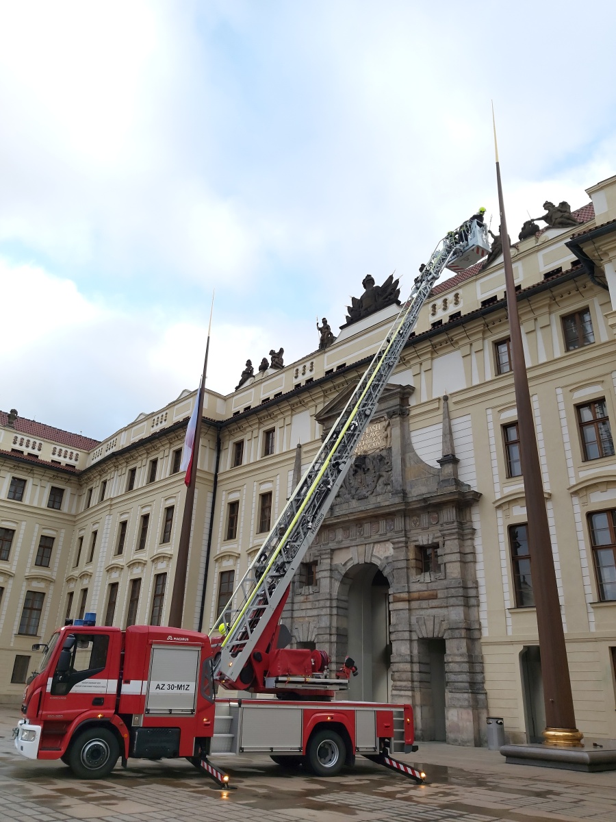 3 Poškozená vlajka