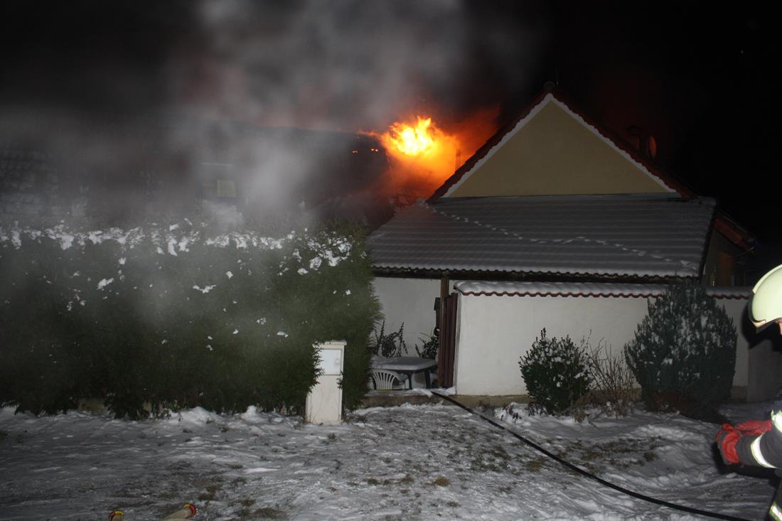 3 Požár domu, Čakovec - 20. 1. 2016 (5).JPG
